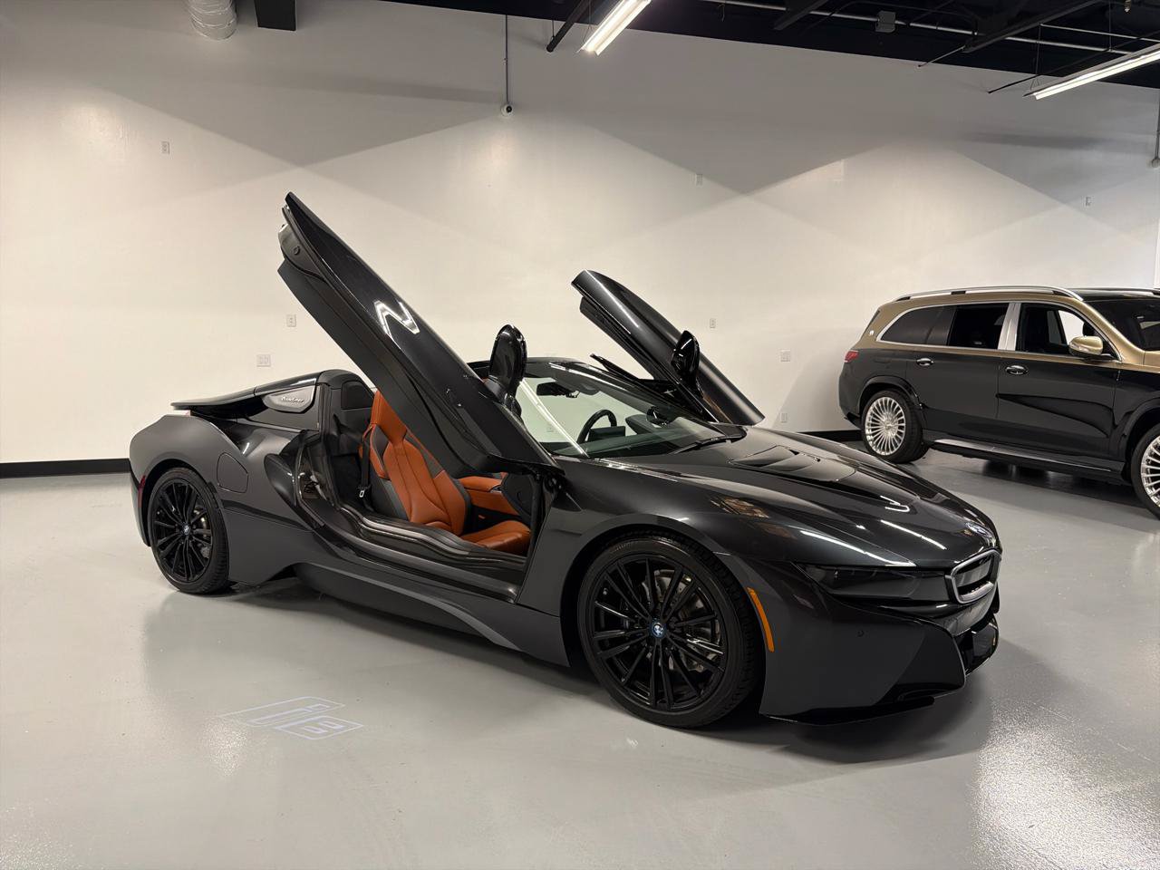 Used 2019 BMW i8 Roadster AWD/4WD image 31