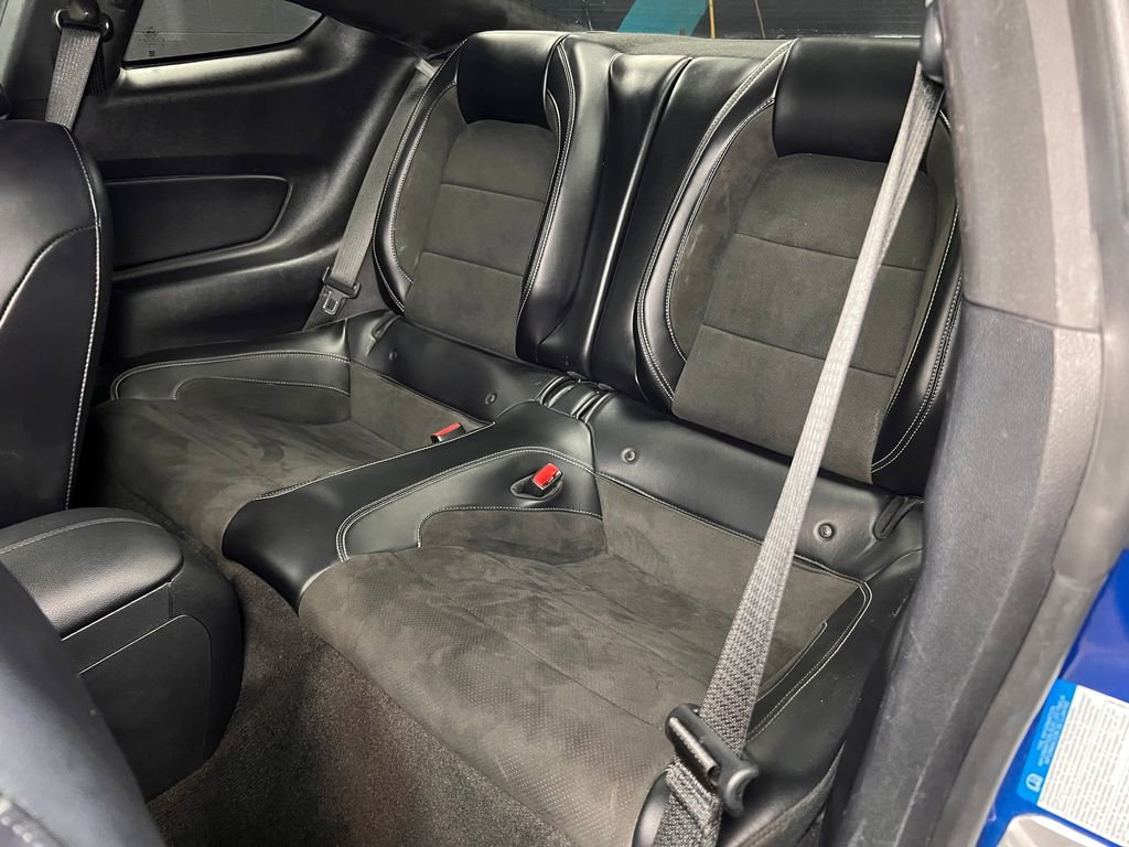 Used 2017 Ford Mustang Shelby GT350 RWD image 19