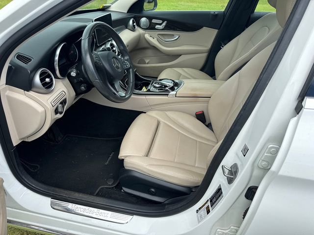 Used 2016 Mercedes-Benz C 300 4MATIC Sedan image 9
