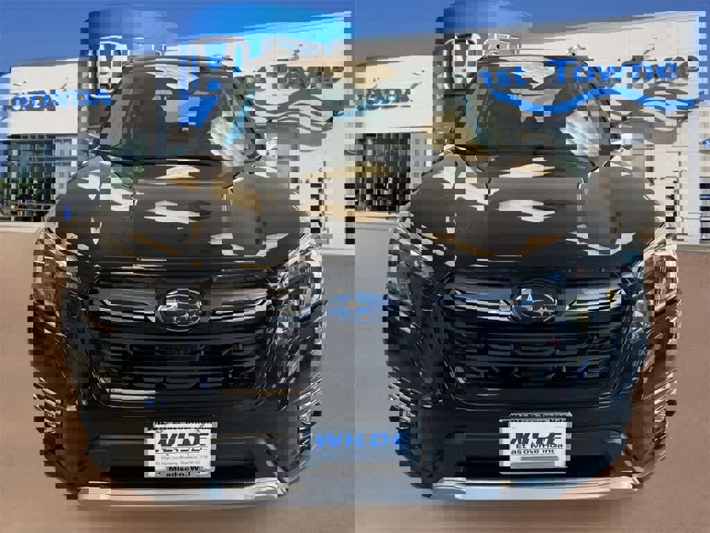 Used 2022 Subaru Forester Touring w/ Popular Package #3 image 2