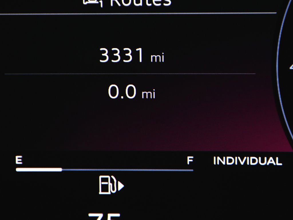 Used 2025 Audi SQ5 Premium Plus w/ Premium Plus Package image 22