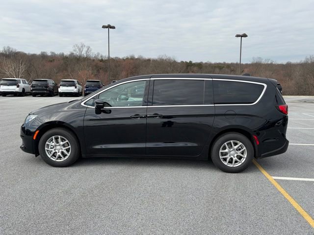 New 2026 Chrysler Voyager LX FWD image 4