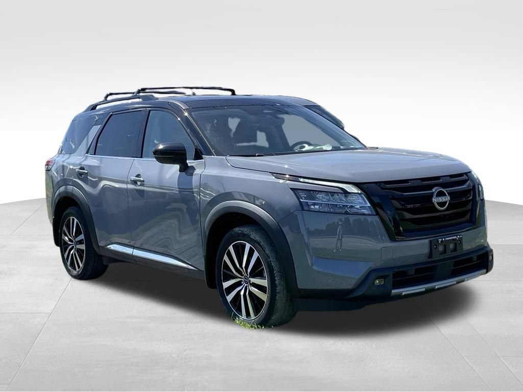 Certified 2023 Nissan Pathfinder Platinum AWD/4WD image 3