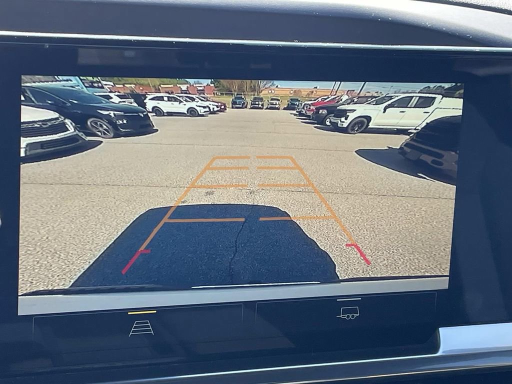 Used 2024 Chevrolet Silverado 1500 LT image 18