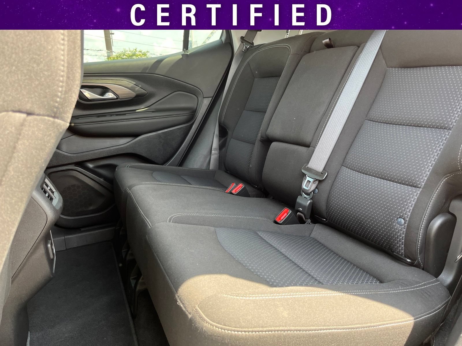 Used 2024 GMC Terrain SLE FWD image 12