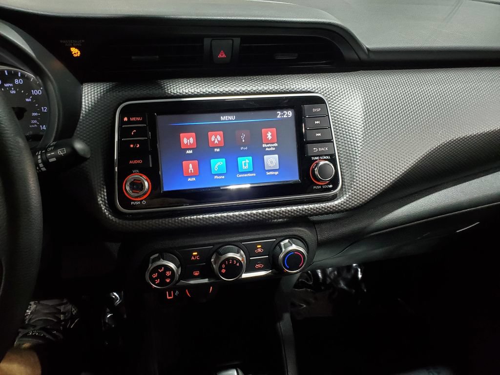 Used 2020 Nissan Kicks S FWD image 23