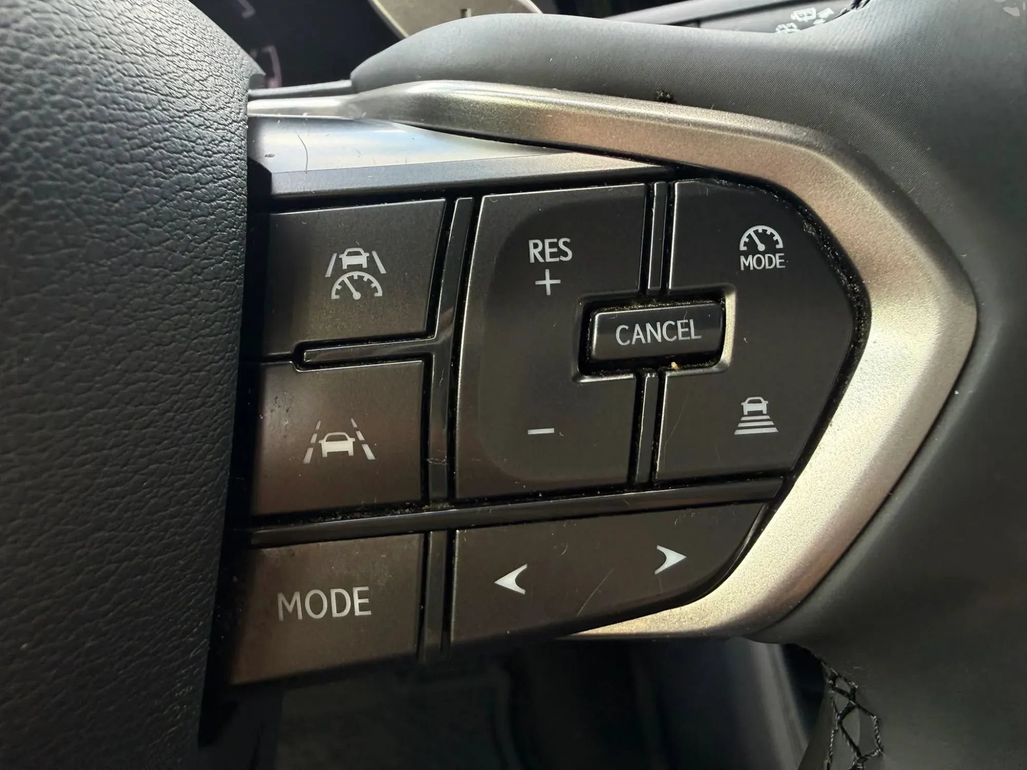 Used 2023 Lexus RZ 450e Premium w/ Accessory Package (2T) AWD/4WD image 31