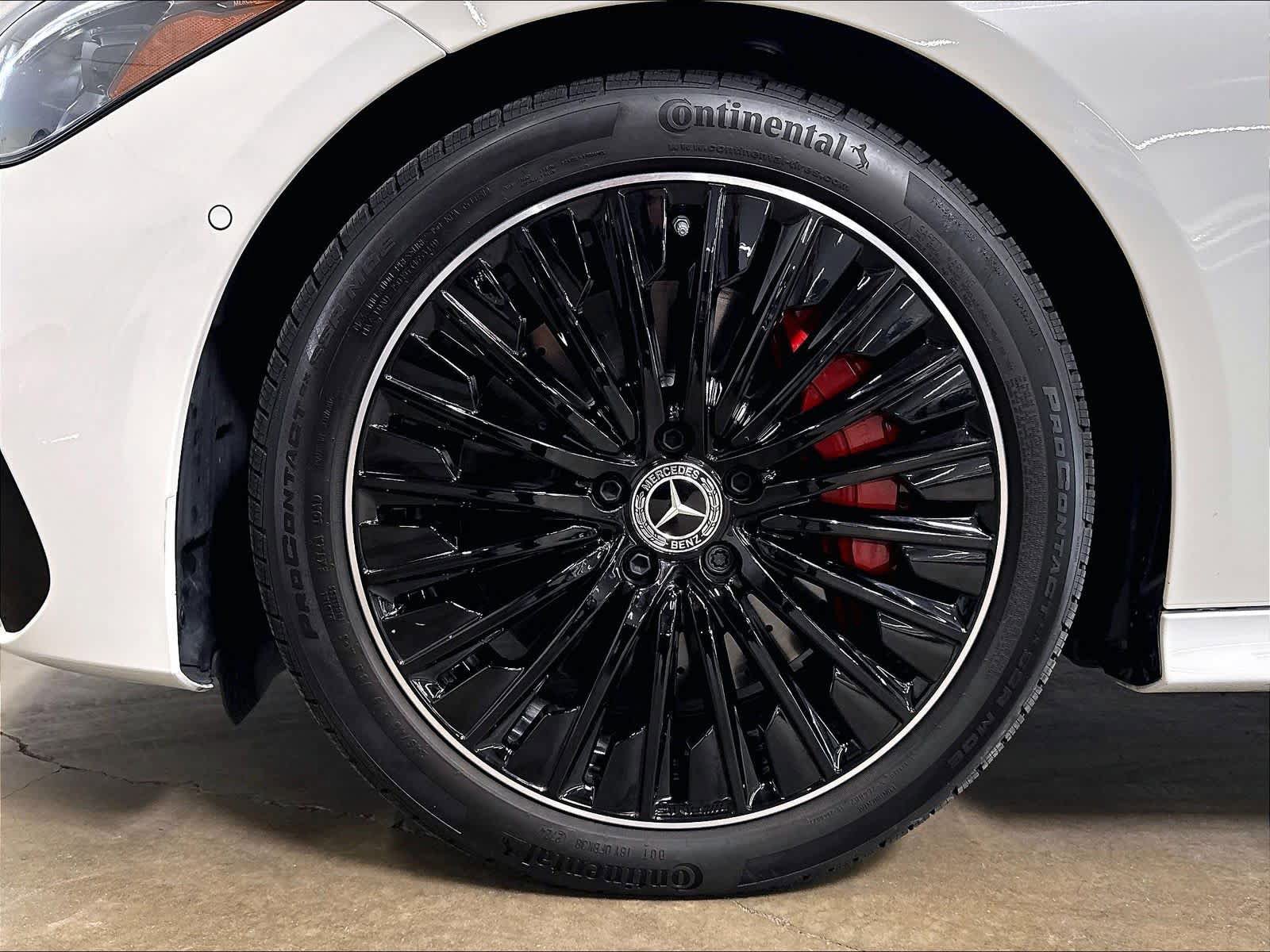 Used 2025 Mercedes-Benz CLE 450 4MATIC Cabriolet image 11