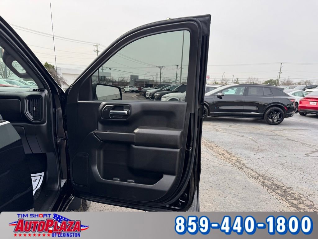 Used 2024 Chevrolet Silverado 1500 Custom image 32