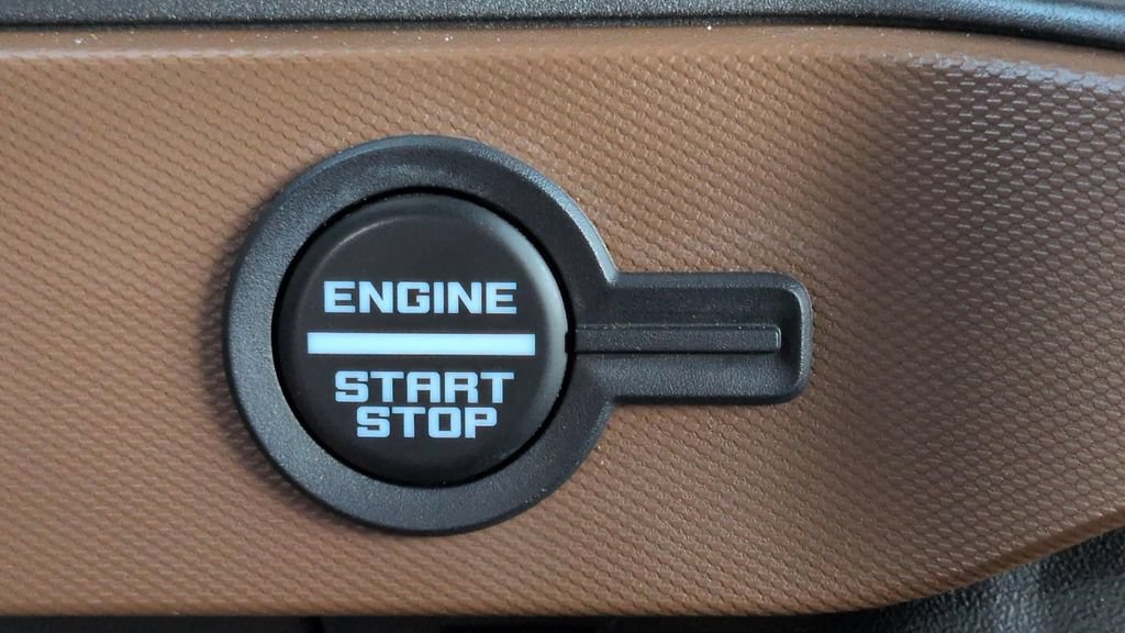 Used 2024 Ford Bronco Outer Banks AWD/4WD image 23