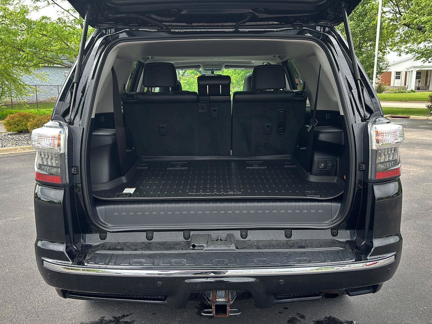 Used 2018 Toyota 4Runner Limited AWD/4WD image 18