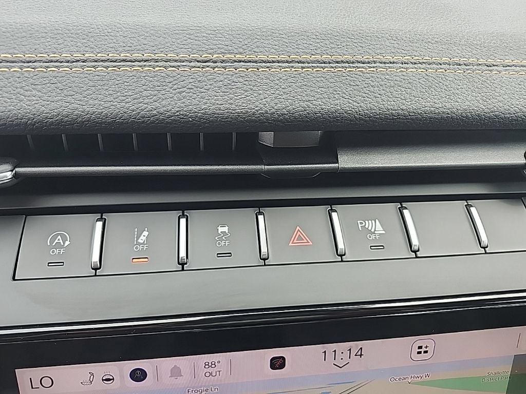 New 2026 Jeep Grand Cherokee Limited AWD/4WD image 10