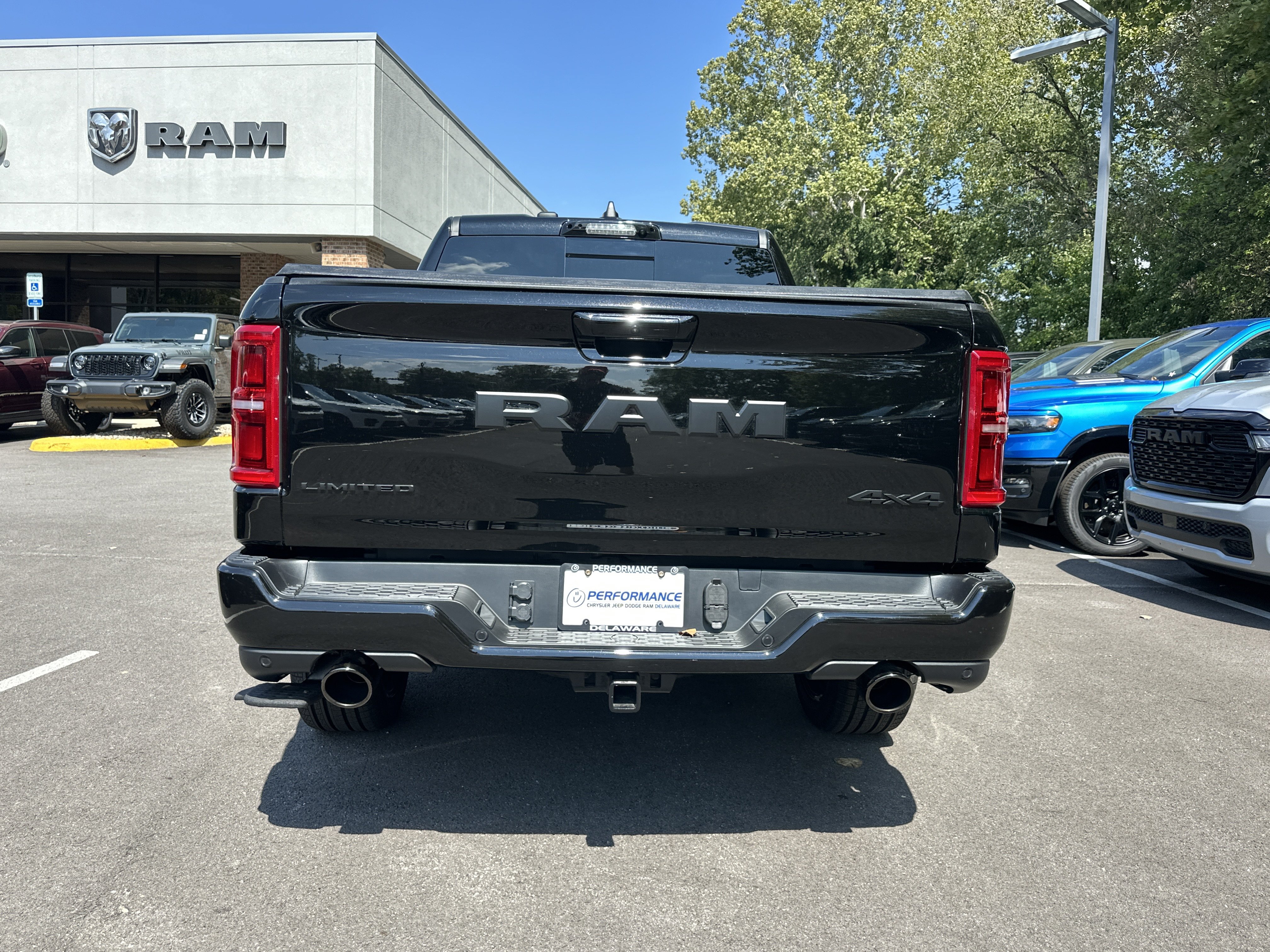 New 2027 RAM 1500 Limited AWD/4WD image 19