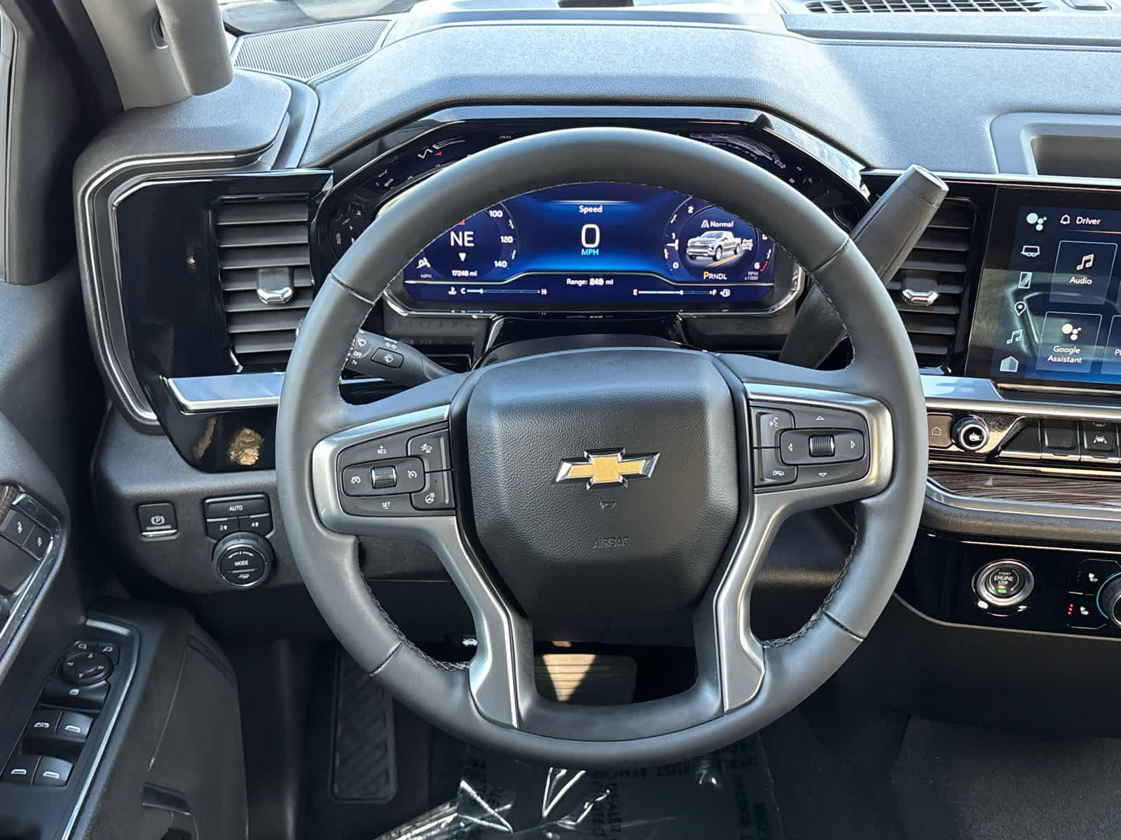 Certified 2024 Chevrolet Silverado 1500 LT AWD/4WD image 11