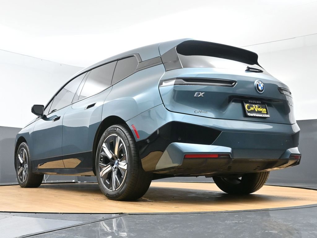 Used 2023 BMW iX xDrive50 w/ Sport Package AWD/4WD image 45