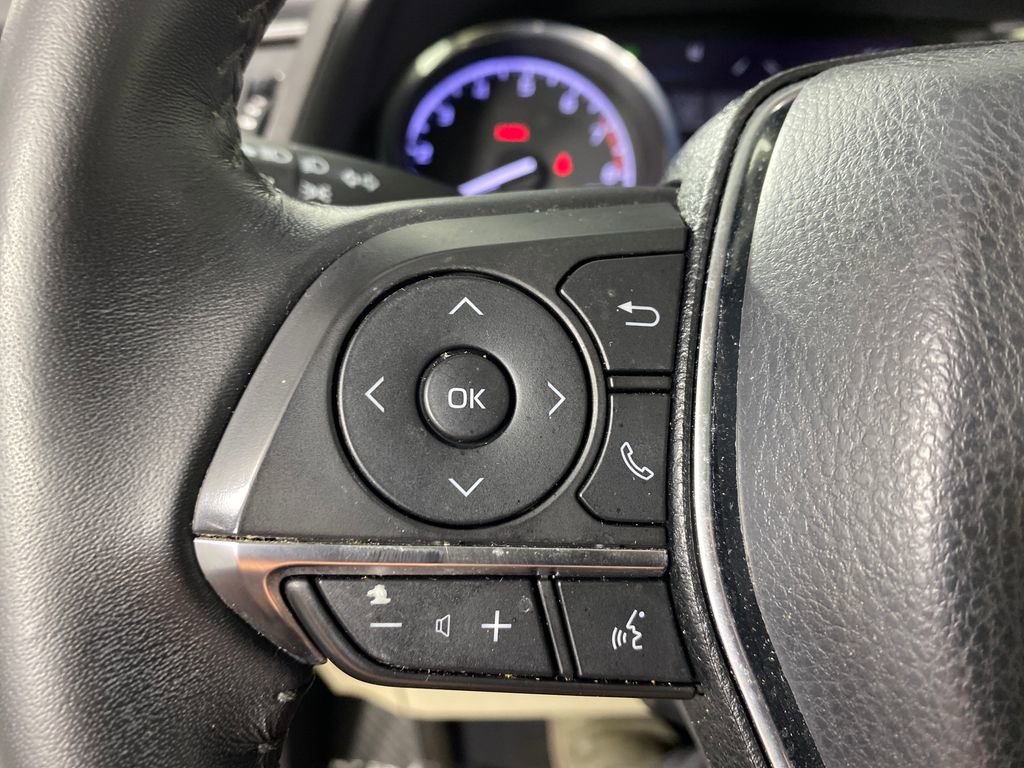 Certified 2020 Toyota Camry XLE image 15