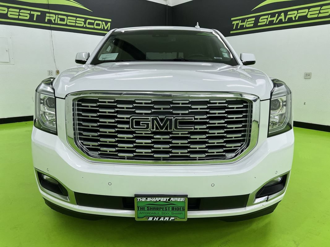 Used 2020 GMC Yukon Denali w/ Denali Premium Package AWD/4WD image 3