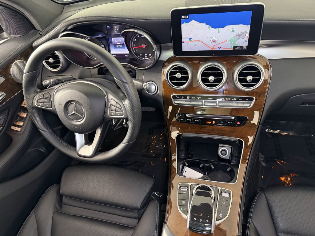 Used 2017 Mercedes-Benz GLC 300 4MATIC image 11
