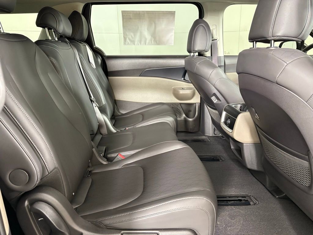 New 2026 Kia Carnival image 16