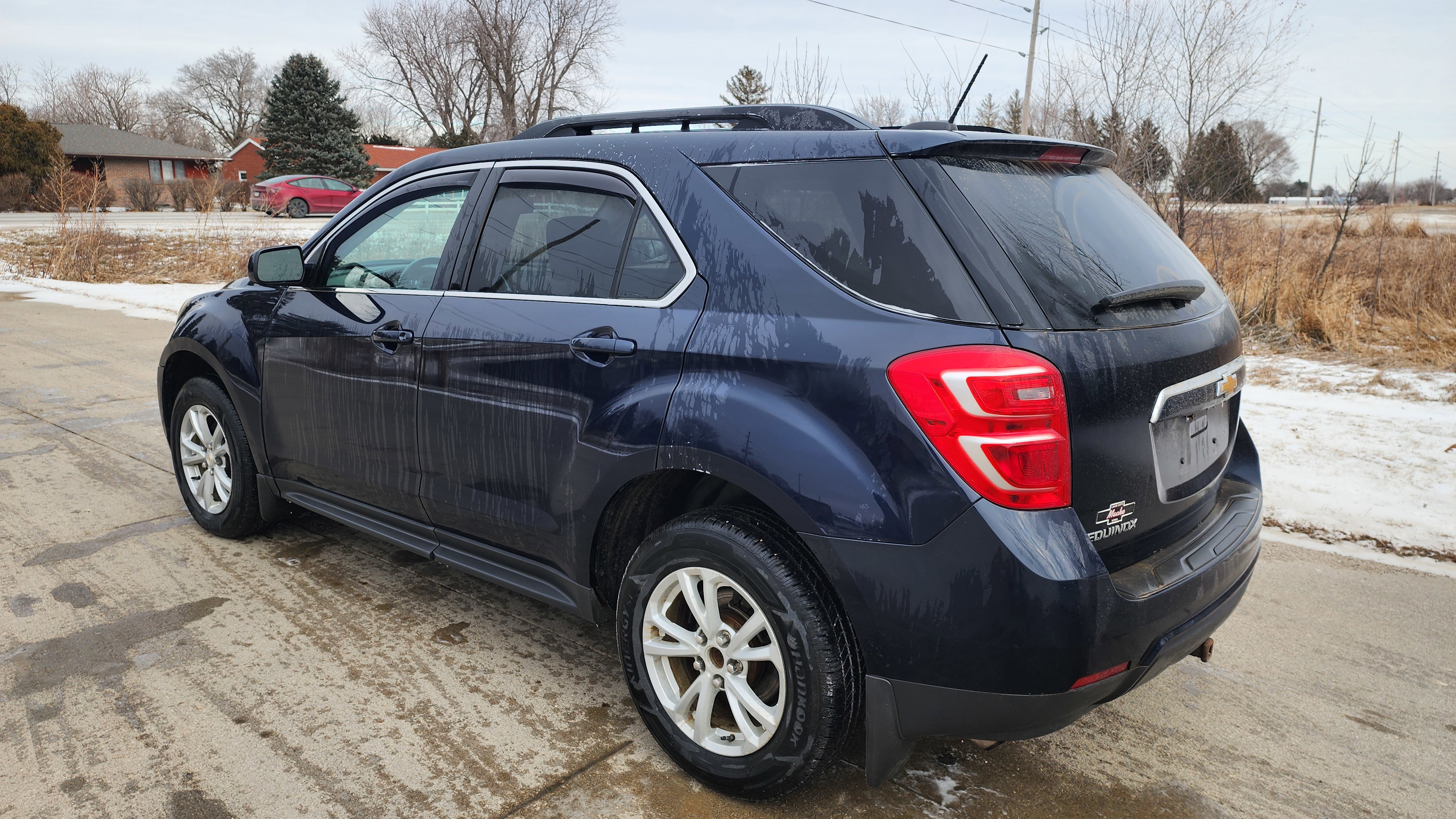 Used 2017 Chevrolet Equinox LT w/ Convenience Package FWD image 5