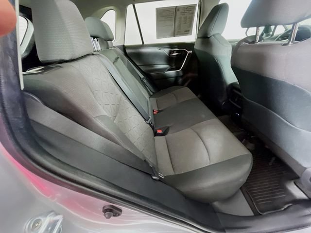 Used 2023 Toyota RAV4 XLE AWD/4WD image 27