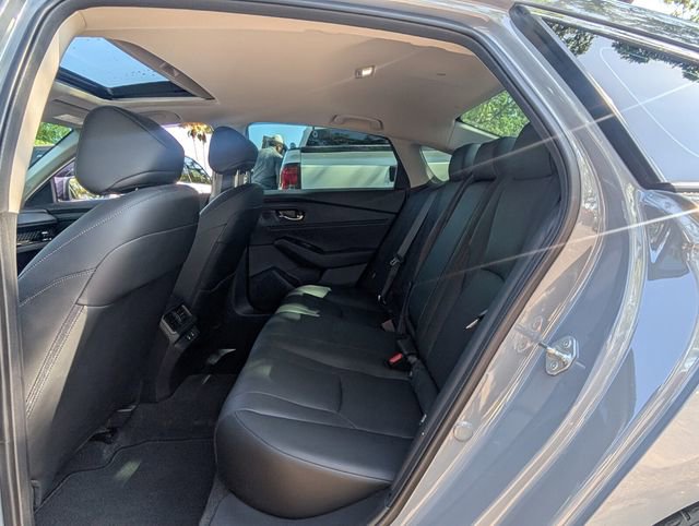 Used 2023 Honda Accord Touring image 11