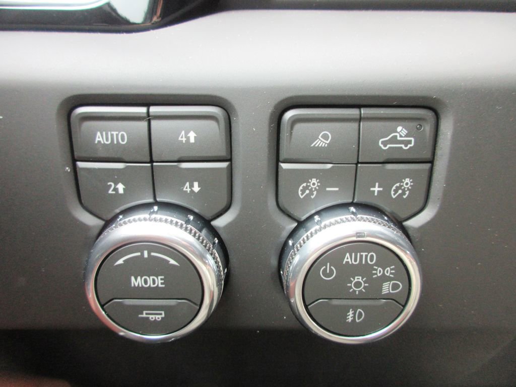 New 2026 GMC Sierra 1500 Denali Ultimate AWD/4WD image 17
