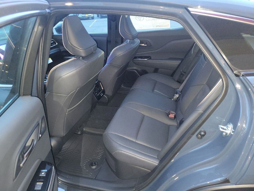 New 2026 Toyota Crown Platinum image 15