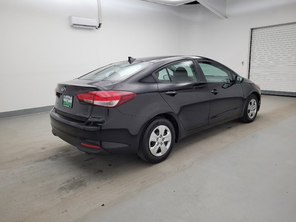 Used 2017 Kia Forte LX image 10