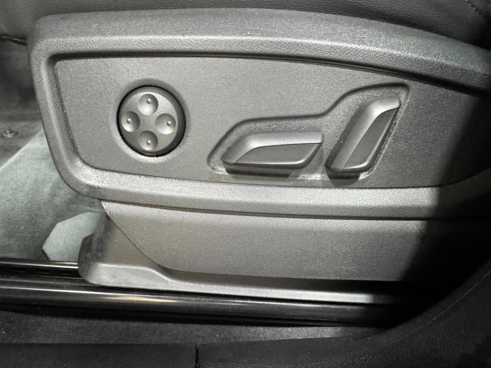 Used 2023 Audi Q5 2.0T Premium Plus w/ Premium Plus Package image 30