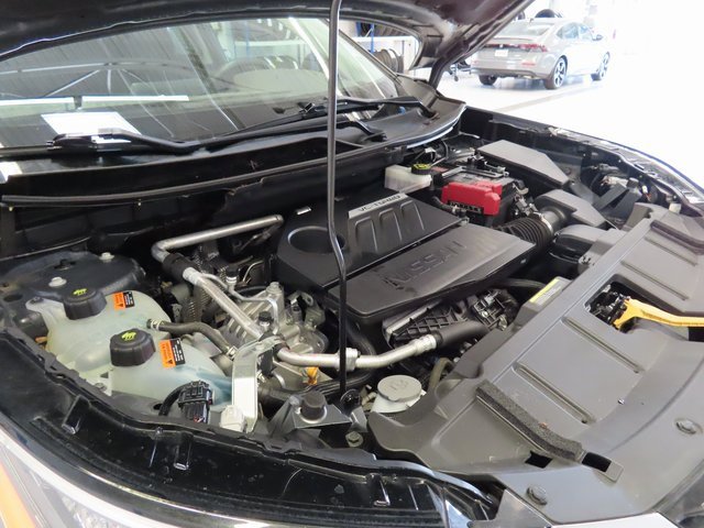 Used 2023 Nissan Rogue S image 35