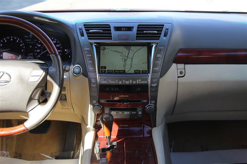 Used 2007 Lexus LS 460 RWD image 28