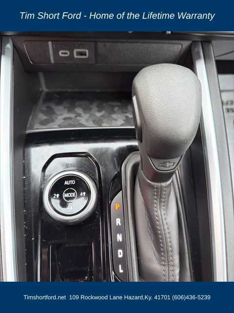 Used 2024 Chevrolet Colorado Trail Boss w/ Technology Package AWD/4WD image 22