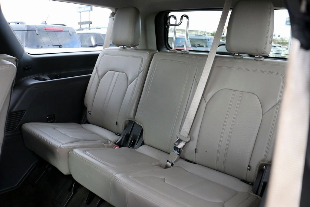 Used 2020 Ford Expedition Max Limited image 29
