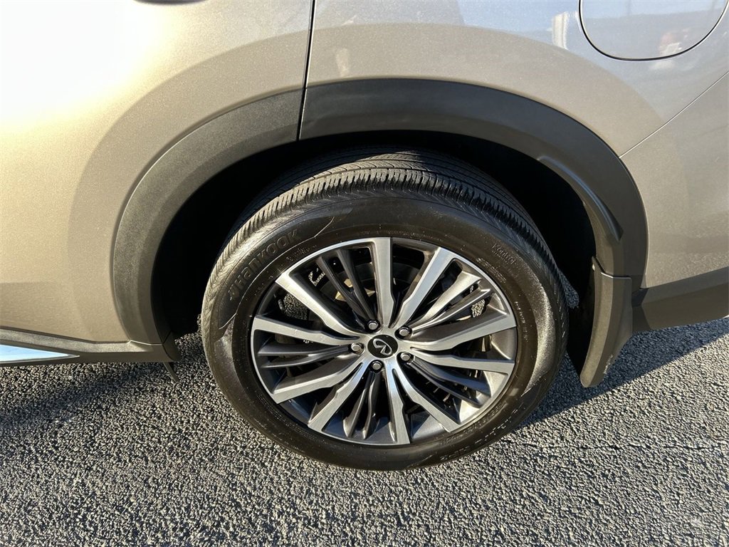 Certified 2024 INFINITI QX60 Sensory w/ Vision Package image 11