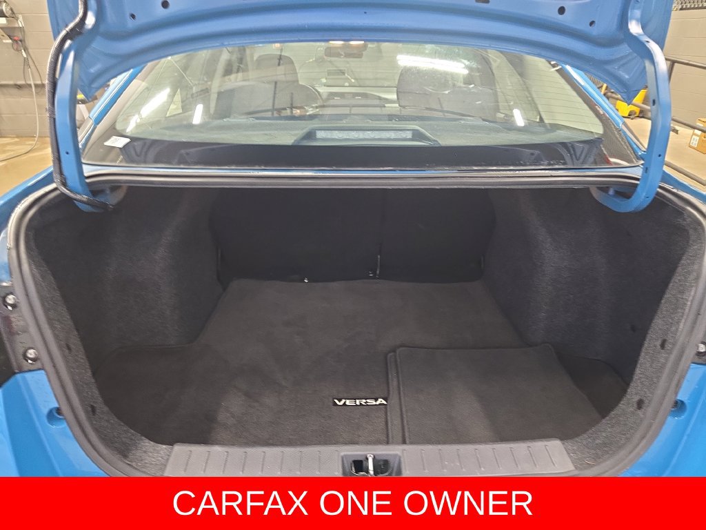 Used 2025 Nissan Versa SR FWD image 13