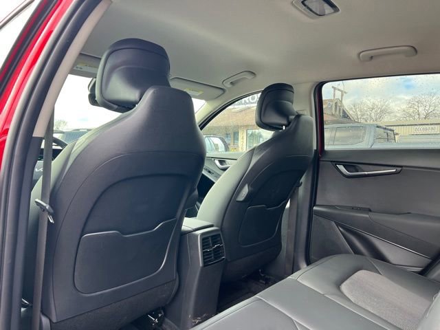 Certified 2024 Kia Niro EX FWD image 13