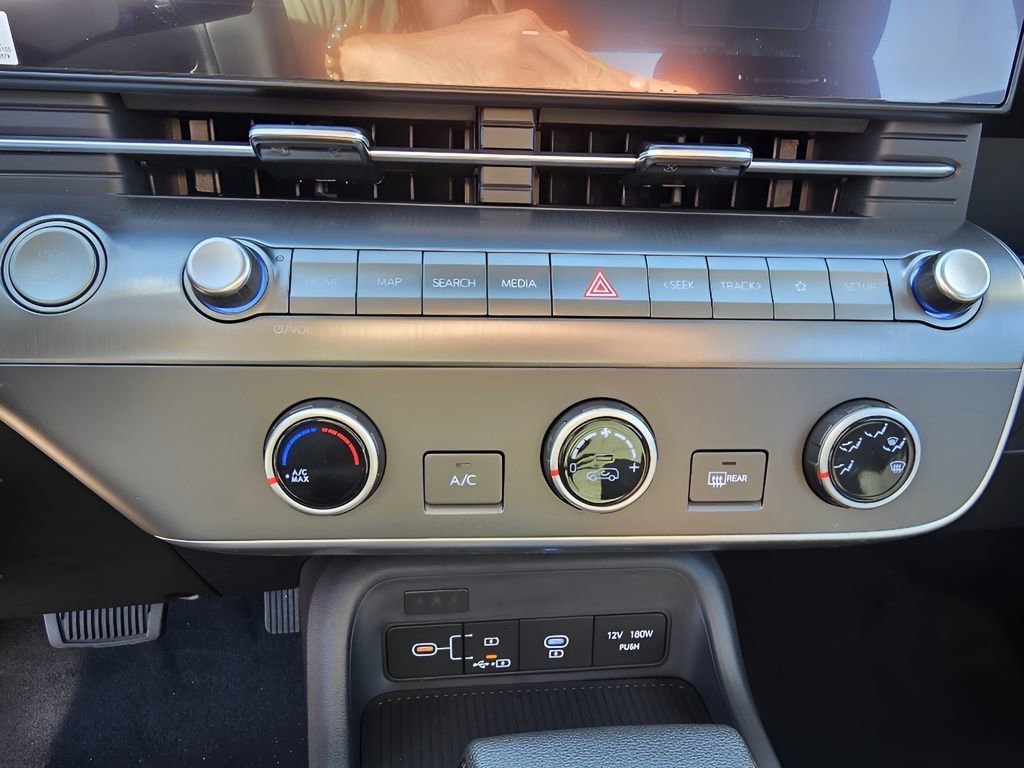 New 2026 Hyundai Kona SE image 21