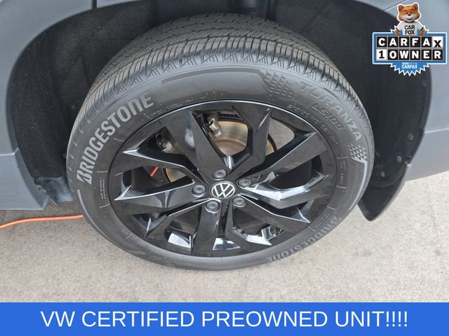 Used 2023 Volkswagen Taos SE w/ Black Wheel Package FWD image 27