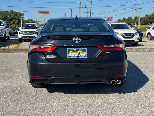 Used 2024 Toyota Camry SE FWD image 5