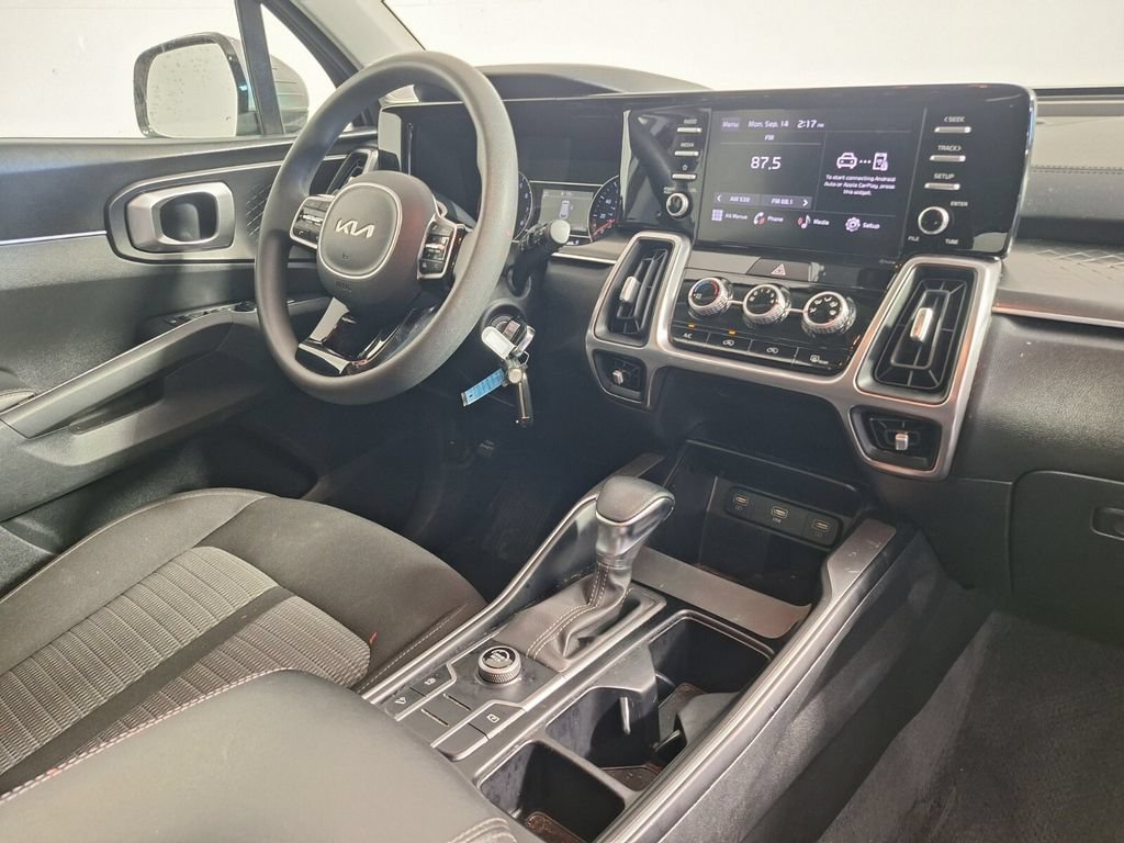 Used 2022 Kia Sorento LX FWD image 26