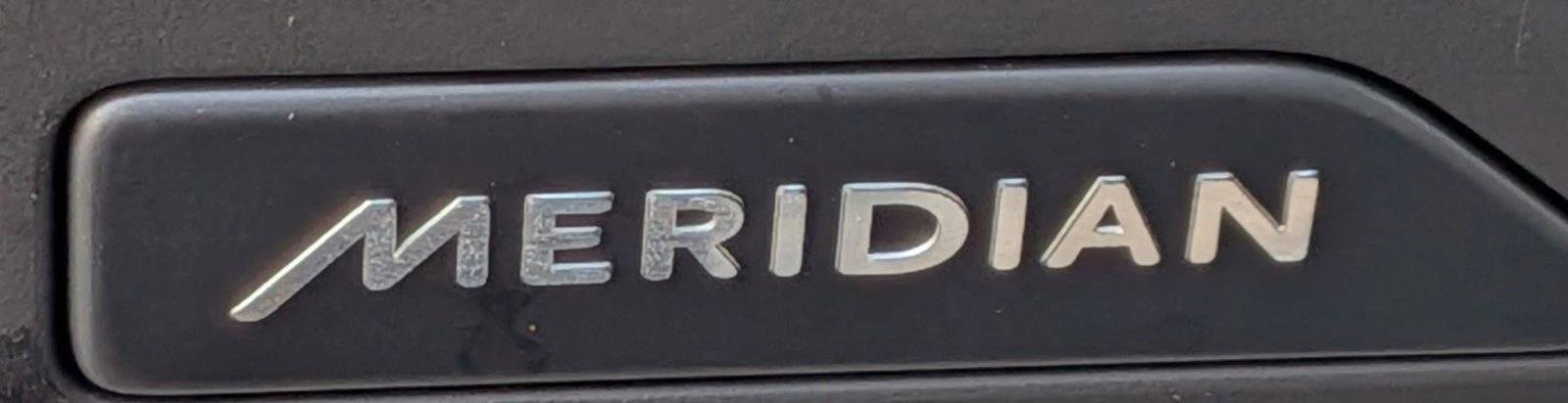 Used 2023 Land Rover Defender 110 S AWD/4WD image 15