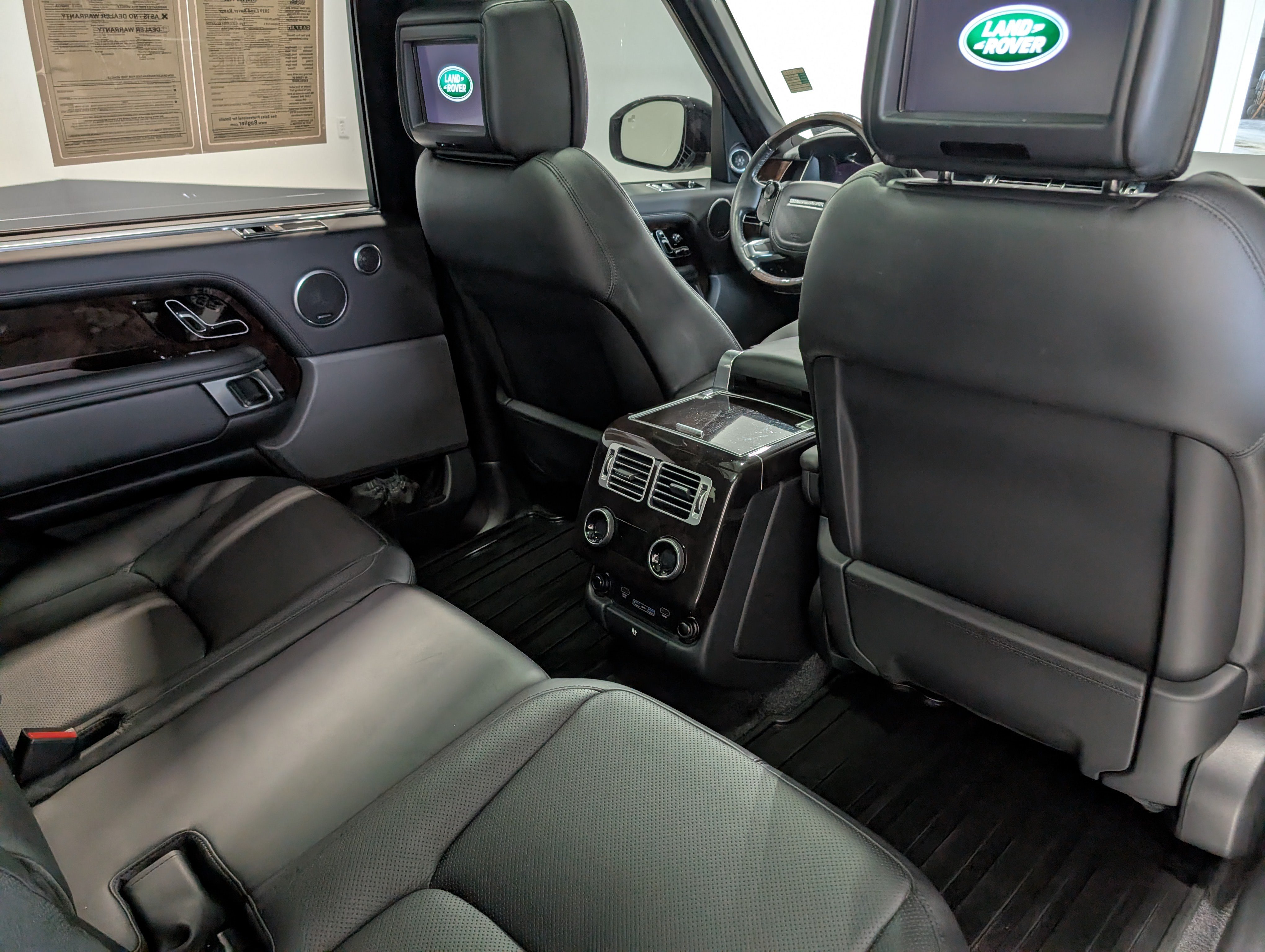 Used 2019 Land Rover Range Rover Long Wheelbase Supercharged AWD/4WD image 16