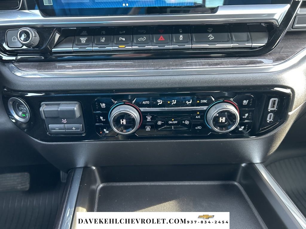 Used 2025 Chevrolet Silverado 2500 LTZ w/ LTZ Plus Package image 15