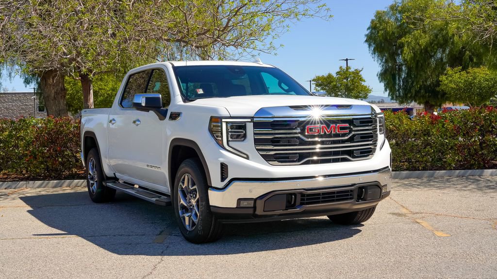 New 2025 GMC Sierra 1500 SLT w/ SLT Premium Plus Package image 5