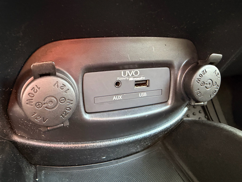Used 2012 Kia Soul + w/ Audio Pkg FWD image 20