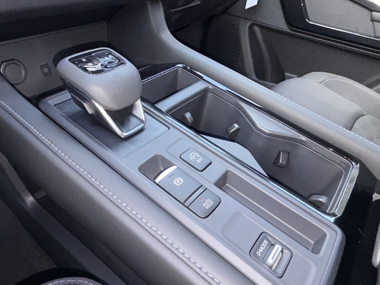 New 2026 Nissan Pathfinder SV FWD image 8