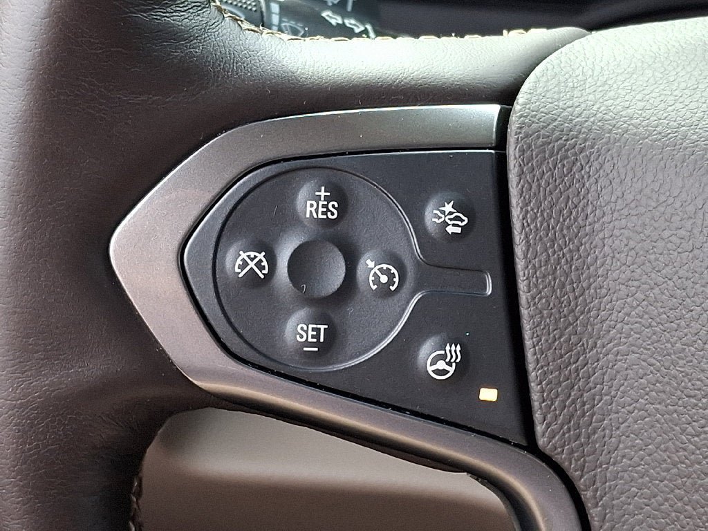 Used 2018 Chevrolet Tahoe Premier AWD/4WD image 24