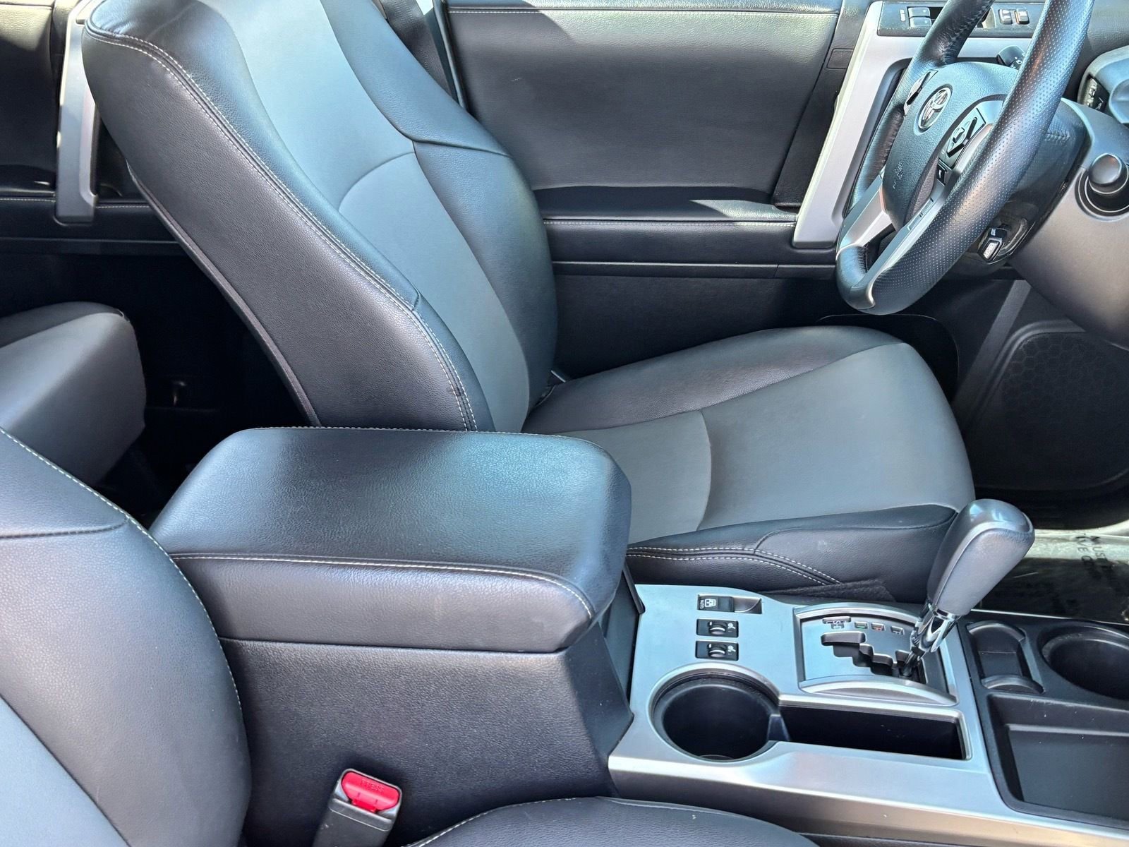 Used 2023 Toyota 4Runner SR5 Premium w/ Moonroof Package RWD image 10