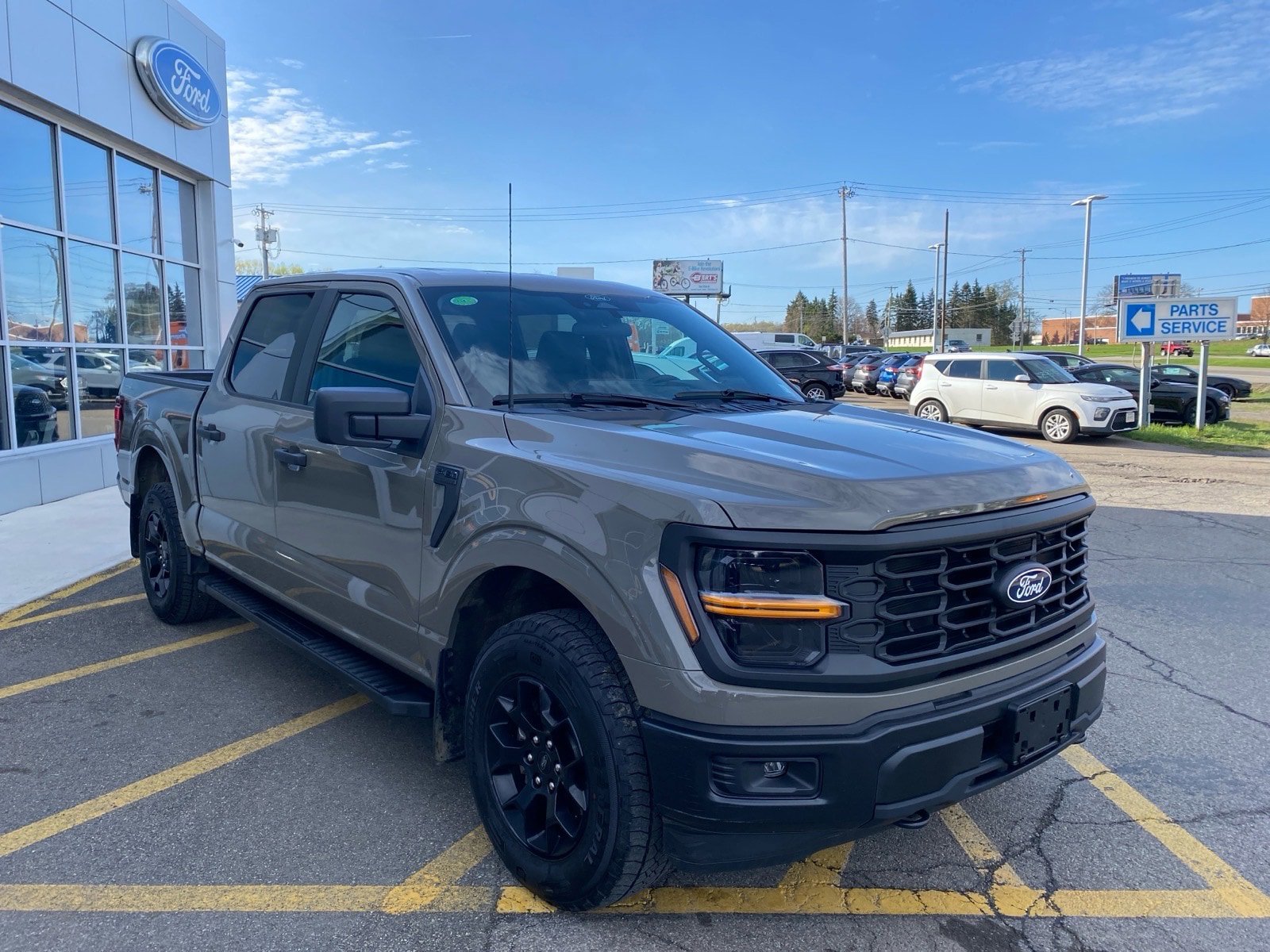 Used 2025 Ford F150 STX w/ Equipment Group 201A FX4 image 7